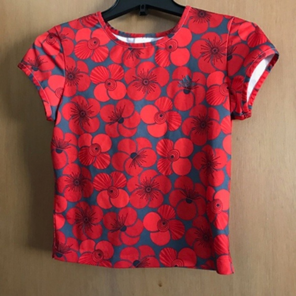 Sweet little Adidas top